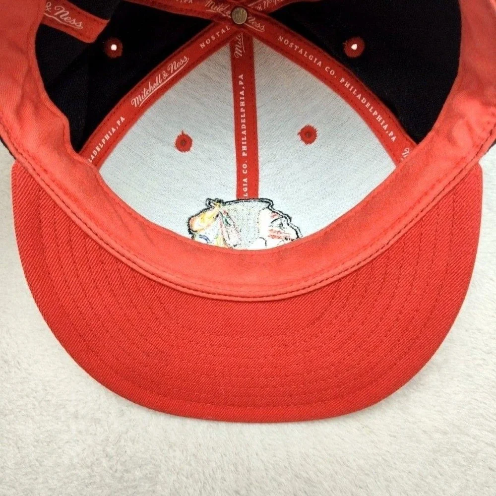Chicago Blackhawks Hat Cap Fitted Mens 7 Black NHL Hockey Mitchell & Ness Toews